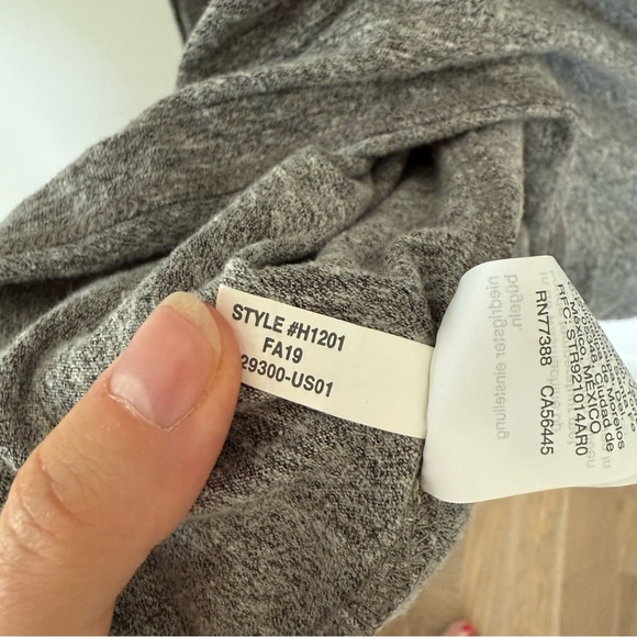 Madewell Heather Gray Crew Neck Tee - Picture 6 of 6